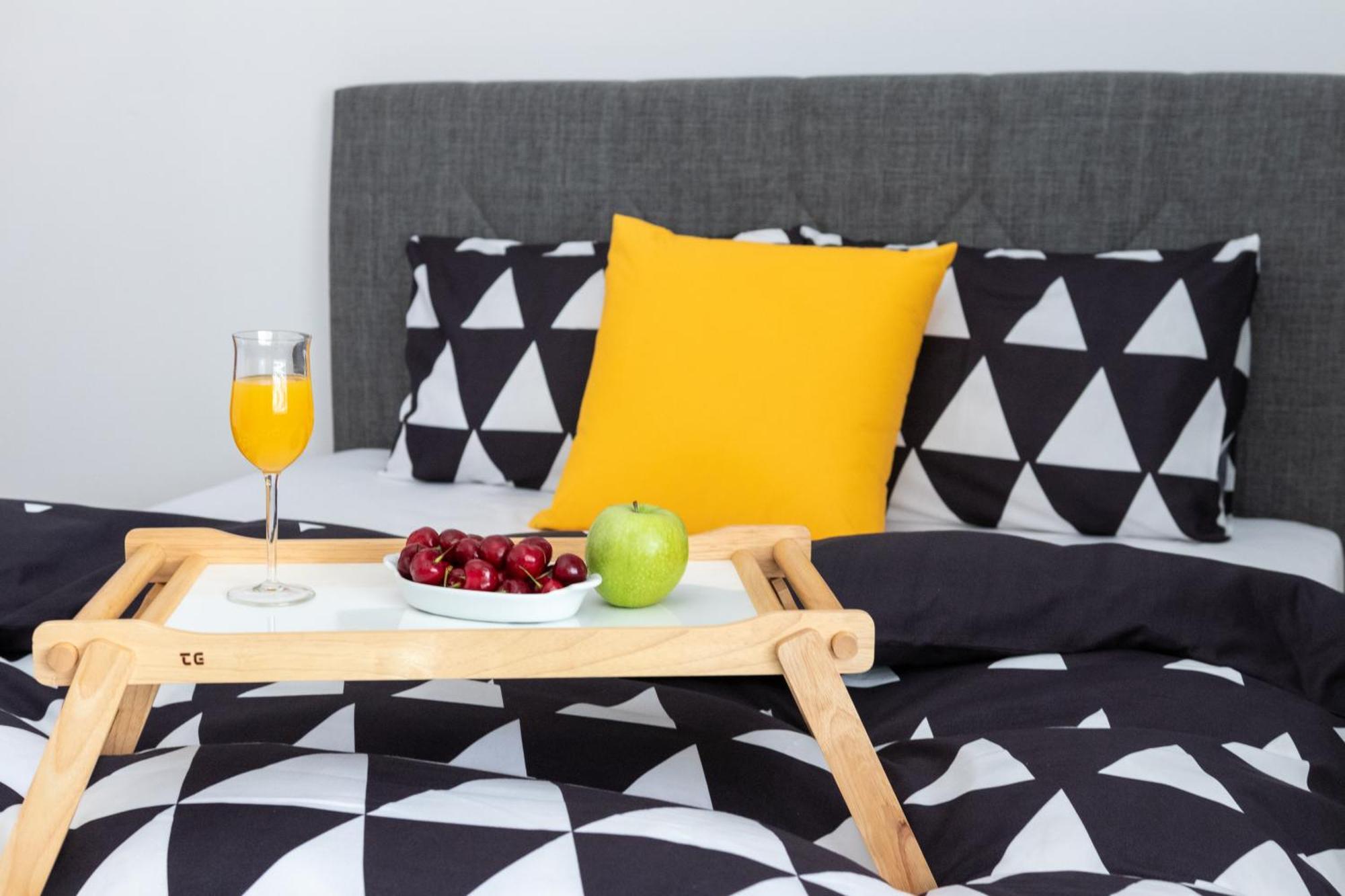H4 Art Sparta Apartment Екстер'єр фото
