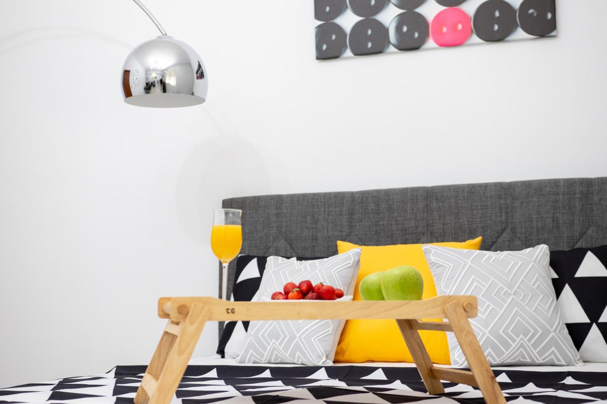 H4 Art Sparta Apartment Екстер'єр фото
